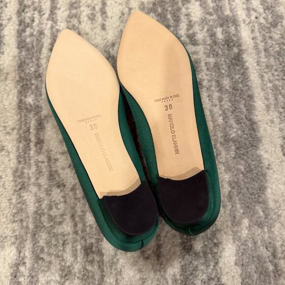 Manolo Blahnik Hangisi Green Satin Flat - Picture 3 of 4